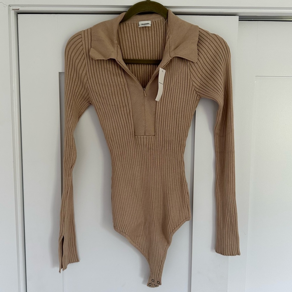NWT Abercrombie bodysuit